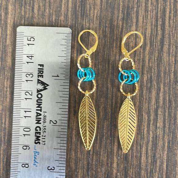 HAND CRAFTED EARRINGS Statement Gold Plated Leaves Metallic Turquoise Rings - Picture 3 of 11